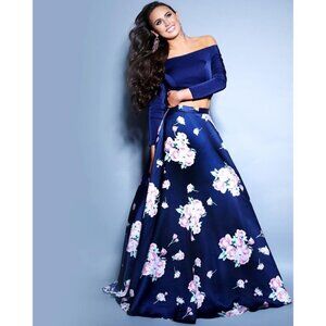 2 Cute Brand Navy Floral Two Piece Formal Gown $469